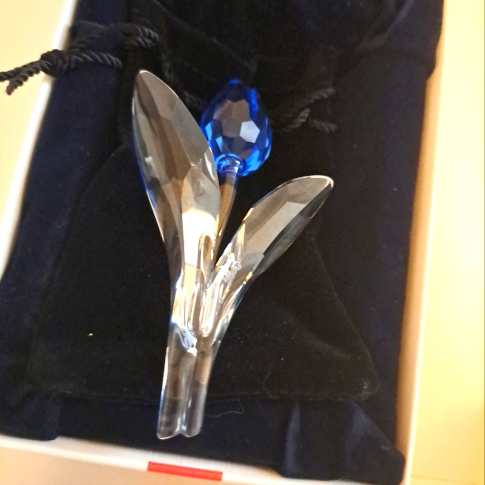 Swarovski Crystal Blue and Clear Tulip With Bag And Box Pristine